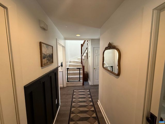 1241 CHATHAM RDG, Charlottesville, VA 22901