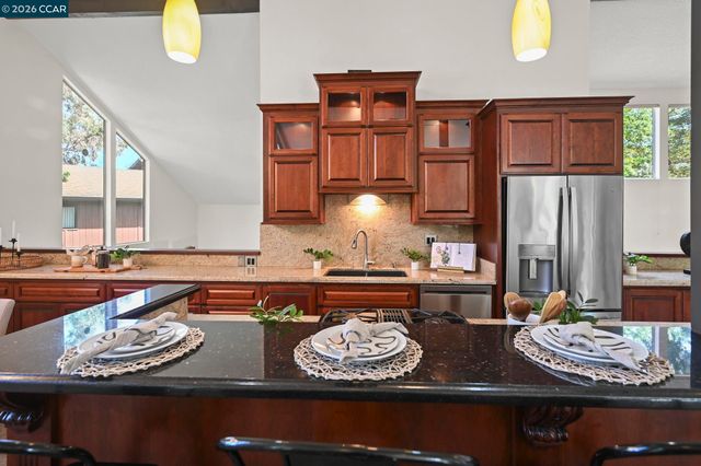 1418 Linton Place, Martinez, CA 94553