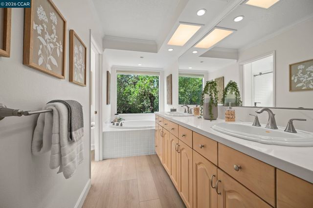 1418 Linton Place, Martinez, CA 94553