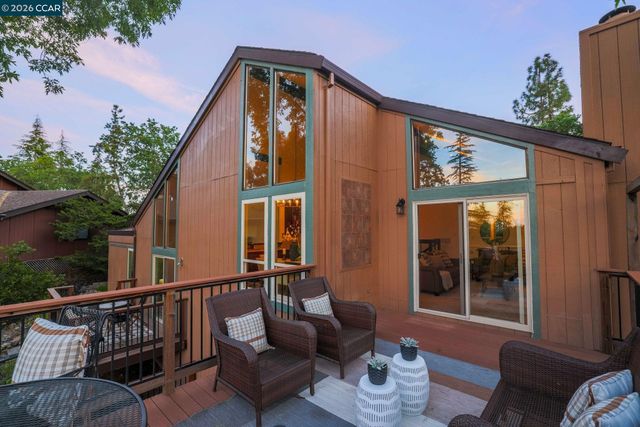 1418 Linton Place, Martinez, CA 94553