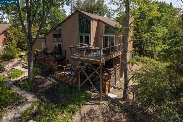 1418 Linton Place, Martinez, CA 94553