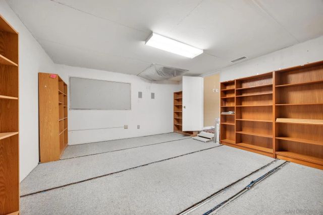 4560 Miami Way, San Diego, CA 92117