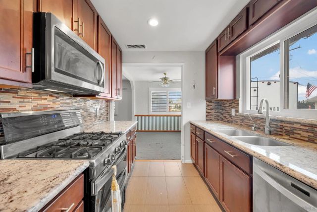 4560 Miami Way, San Diego, CA 92117