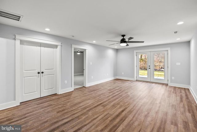 22 LAKE COUNTRY DR, Mineral, VA 23117