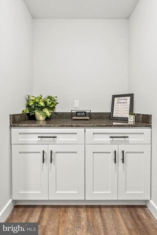 22 LAKE COUNTRY DR, Mineral, VA 23117