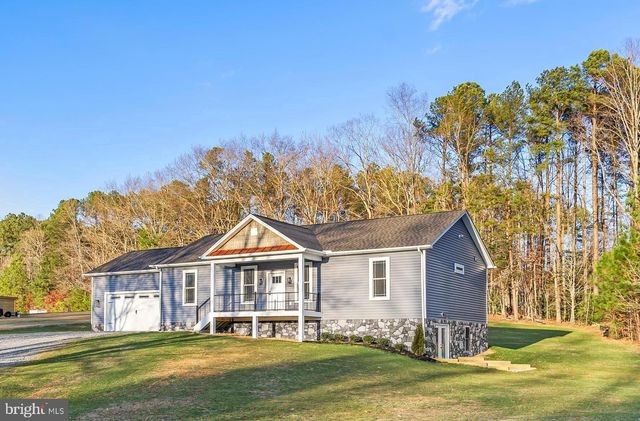 22 LAKE COUNTRY DR, Mineral, VA 23117