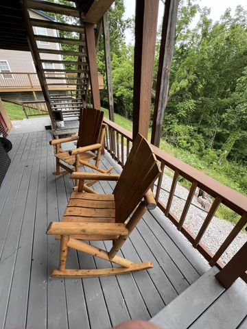 225 Bill Hunter Rd, Celina, TN 38551