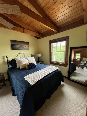 225 Bill Hunter Rd, Celina, TN 38551