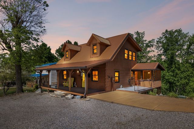 225 Bill Hunter Rd, Celina, TN 38551