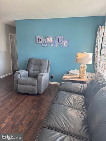 1655 JUNIOR DR, Vineland, NJ 08361
