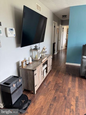 1655 JUNIOR DR, Vineland, NJ 08361