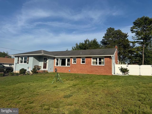 1655 JUNIOR DR, Vineland, NJ 08361