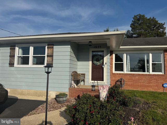 1655 JUNIOR DR, Vineland, NJ 08361