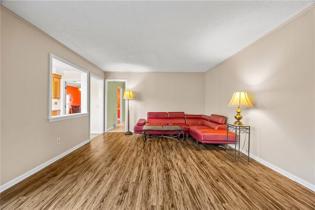 86 Shagbark, Perinton, NY 14450