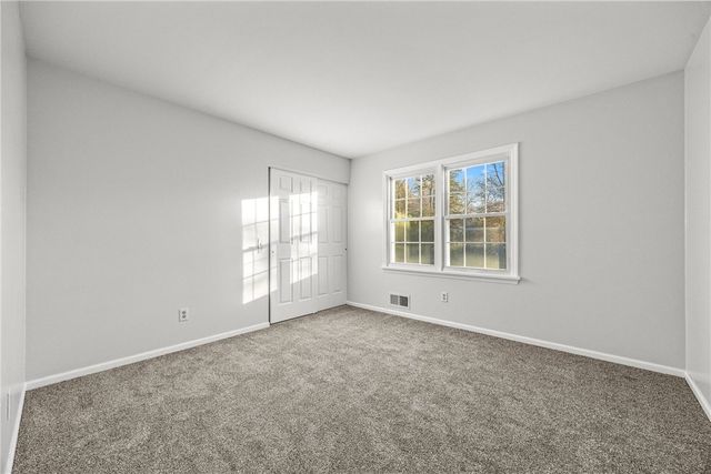 86 Shagbark, Perinton, NY 14450