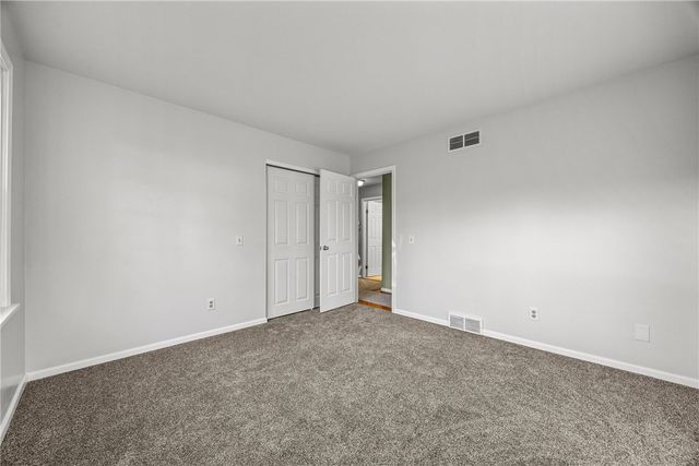 86 Shagbark, Perinton, NY 14450