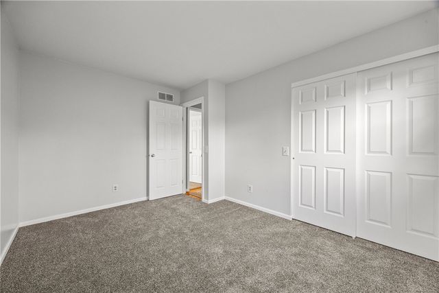 86 Shagbark, Perinton, NY 14450