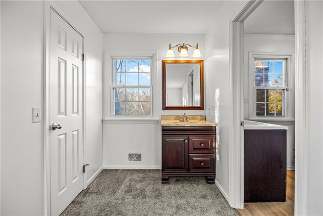 86 Shagbark, Perinton, NY 14450