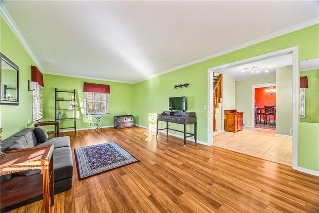 86 Shagbark, Perinton, NY 14450