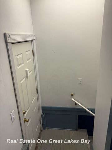 2912 State Street, Saginaw, MI 48602