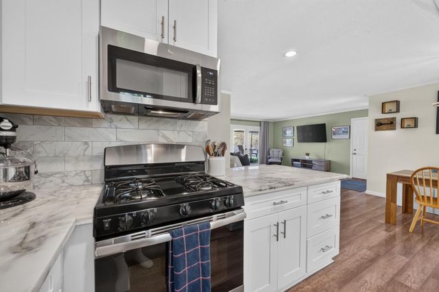 4644 Patterson Dr, Diamond Springs, CA 95619