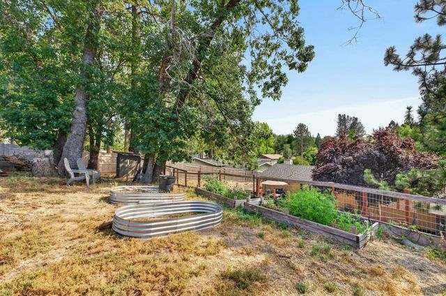 4644 Patterson Dr, Diamond Springs, CA 95619