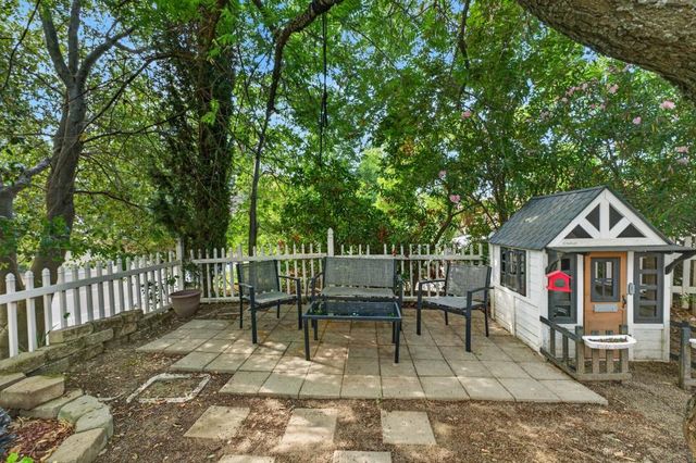 4644 Patterson Dr, Diamond Springs, CA 95619