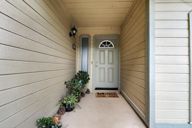 4644 Patterson Dr, Diamond Springs, CA 95619