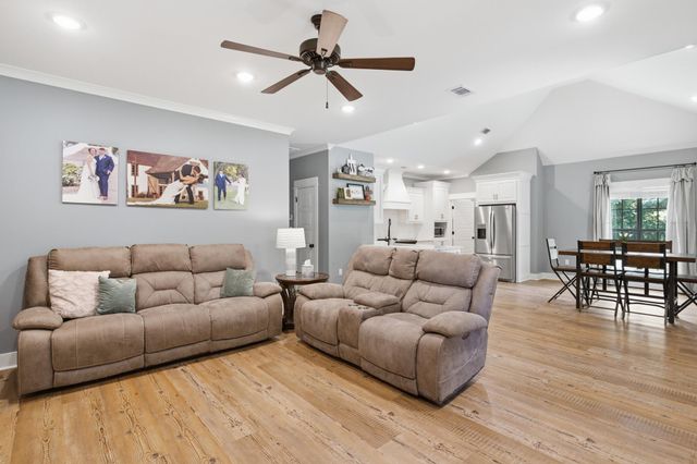 4 Yawn Cir., Purvis, MS 39475