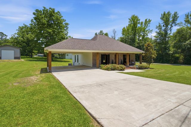 4 Yawn Cir., Purvis, MS 39475