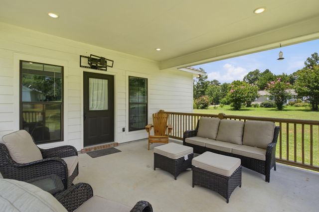 4 Yawn Cir., Purvis, MS 39475