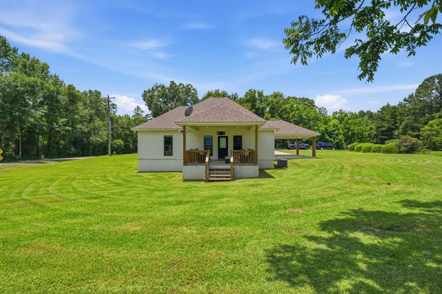 4 Yawn Cir., Purvis, MS 39475