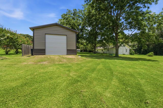 4 Yawn Cir., Purvis, MS 39475
