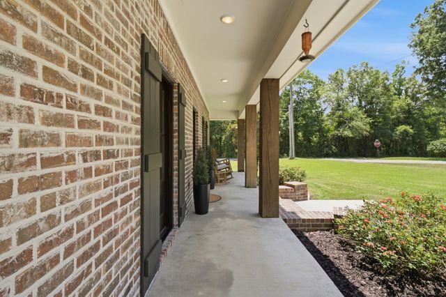 4 Yawn Cir., Purvis, MS 39475