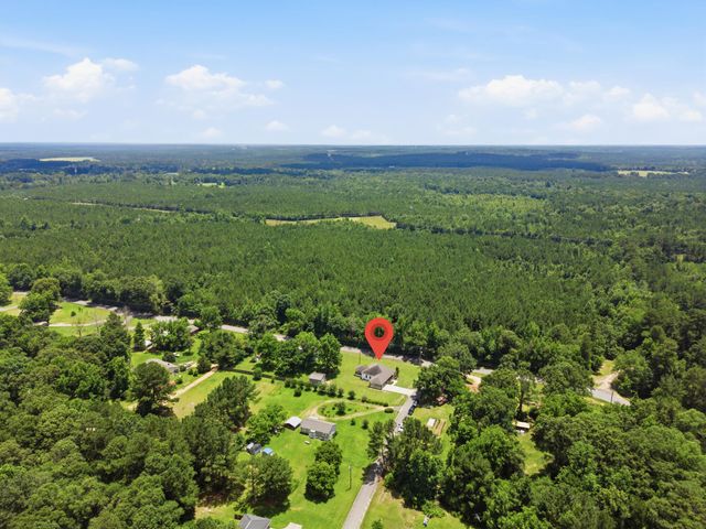 4 Yawn Cir., Purvis, MS 39475