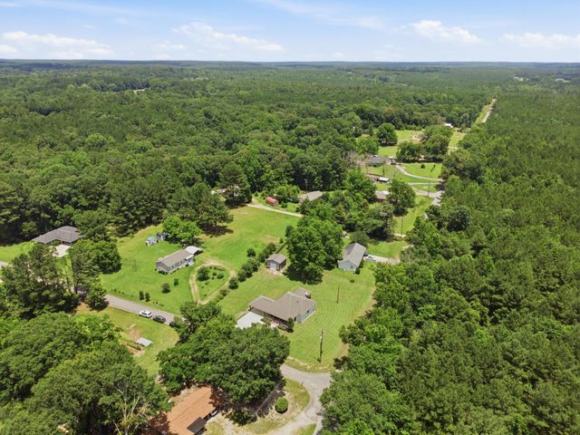 4 Yawn Cir., Purvis, MS 39475