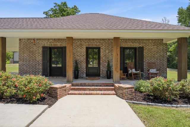 4 Yawn Cir., Purvis, MS 39475