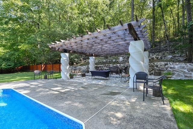 203 STANHOPE RD, Sparta, NJ 07871