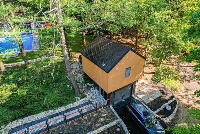 203 STANHOPE RD, Sparta, NJ 07871