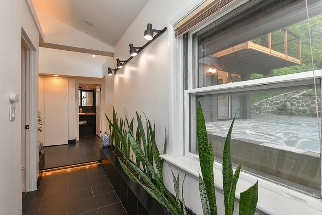 203 STANHOPE RD, Sparta, NJ 07871
