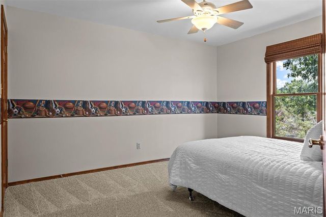 212 Harbour Pointe Drive, Wildwood, MO 63040