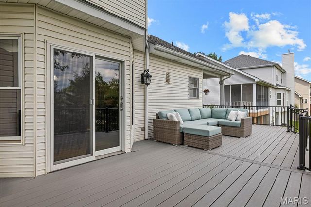 212 Harbour Pointe Drive, Wildwood, MO 63040