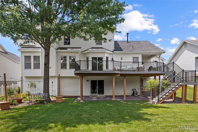 212 Harbour Pointe Drive, Wildwood, MO 63040