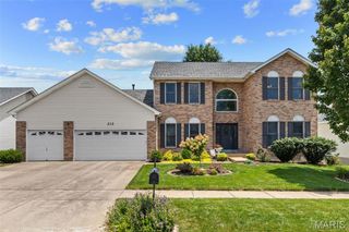 212 Harbour Pointe Drive, Wildwood, MO 63040