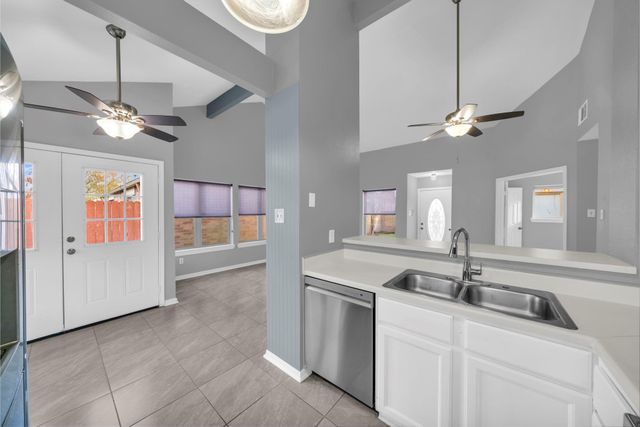 18534 Meadows Way Drive, Houston, TX 77084