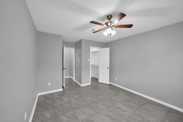 18534 Meadows Way Drive, Houston, TX 77084