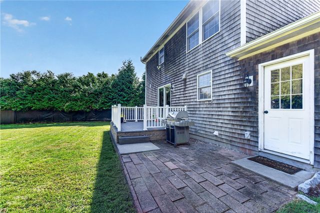 112 Greenwich Avenue, Warwick, RI 02886