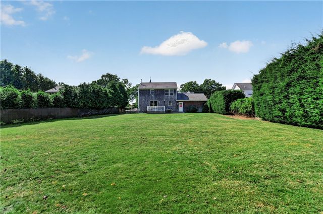 112 Greenwich Avenue, Warwick, RI 02886