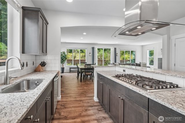 19119 106th Avenue Ct E, Puyallup, WA 98374