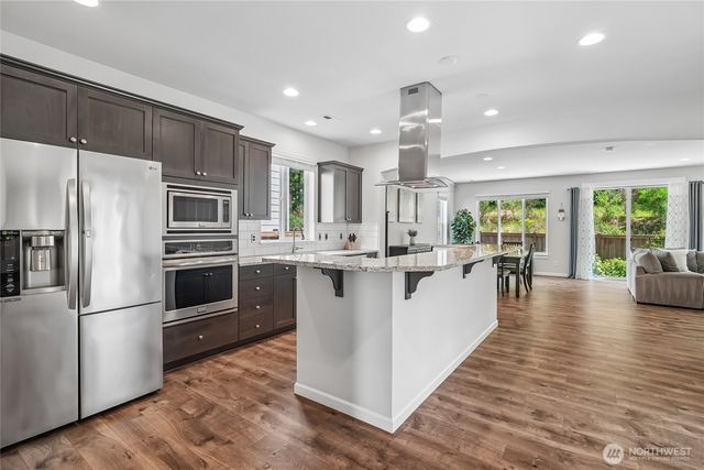 19119 106th Avenue Ct E, Puyallup, WA 98374